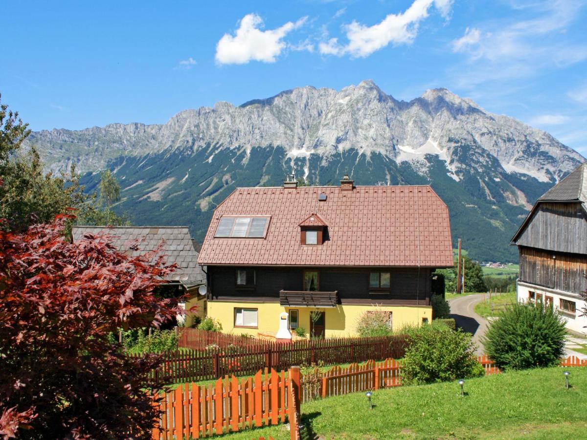Holiday Home Landhaus Prieger - Obl100 By Interhome Oblarn Bagian luar foto